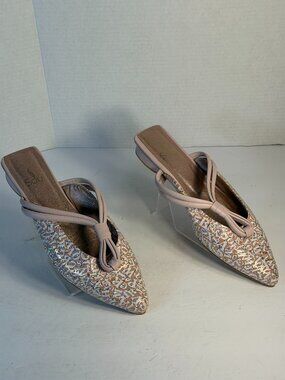 LADIES SIZE 8.5 BY CALZADO